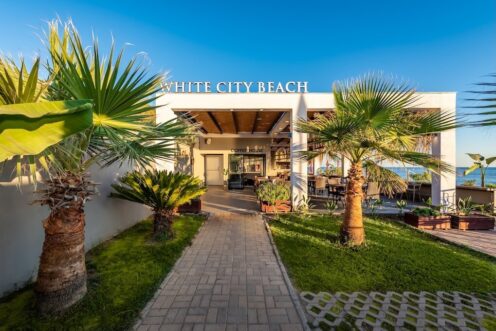 White City Beach Hotel (+16)